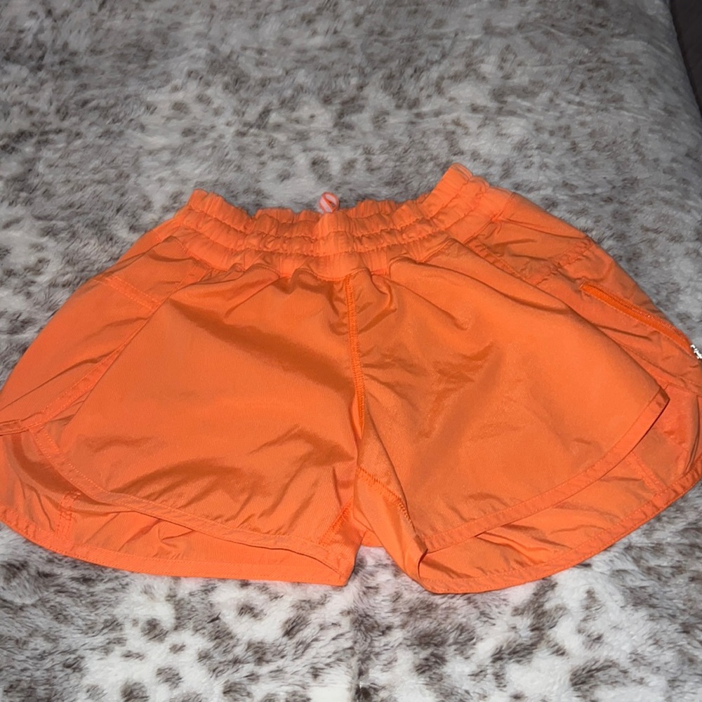 orange lulu shorts